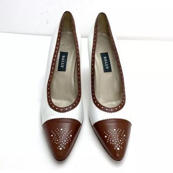 Bally Diandra White Leather pump with brown Cap Toe and broguing detail size 8 N - Picture 1 of 16